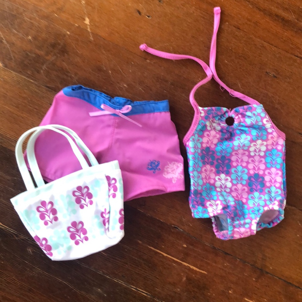 Kanani beach outfit and bag
